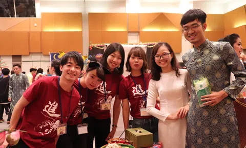 Đoàn thanh niên tiêu biểu Việt Nam sưởi ấm mùa thu Nhật Bản với “Tết ơi Tết à”